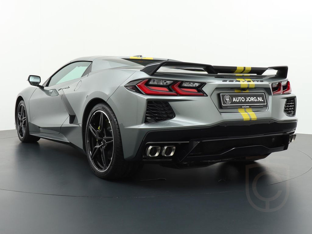 Chevrolet Corvette Stingray C8 convertible 3LT Front lift
