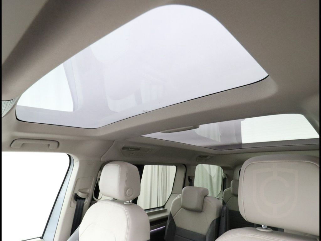Volkswagen T7 MULTIVAN STYLE L 2.0 TDI DSG (+EURO6) Navi