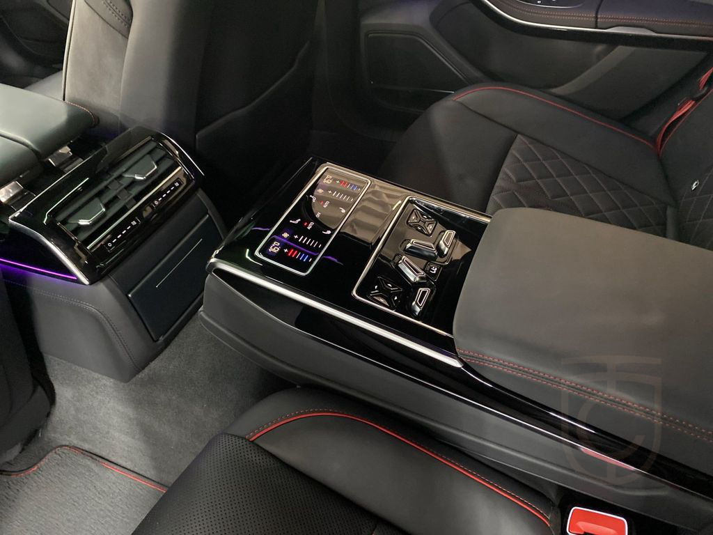 Audi A8 50 TDI qu. *dig.Matrix*Pano*HuD*Air*S-line*