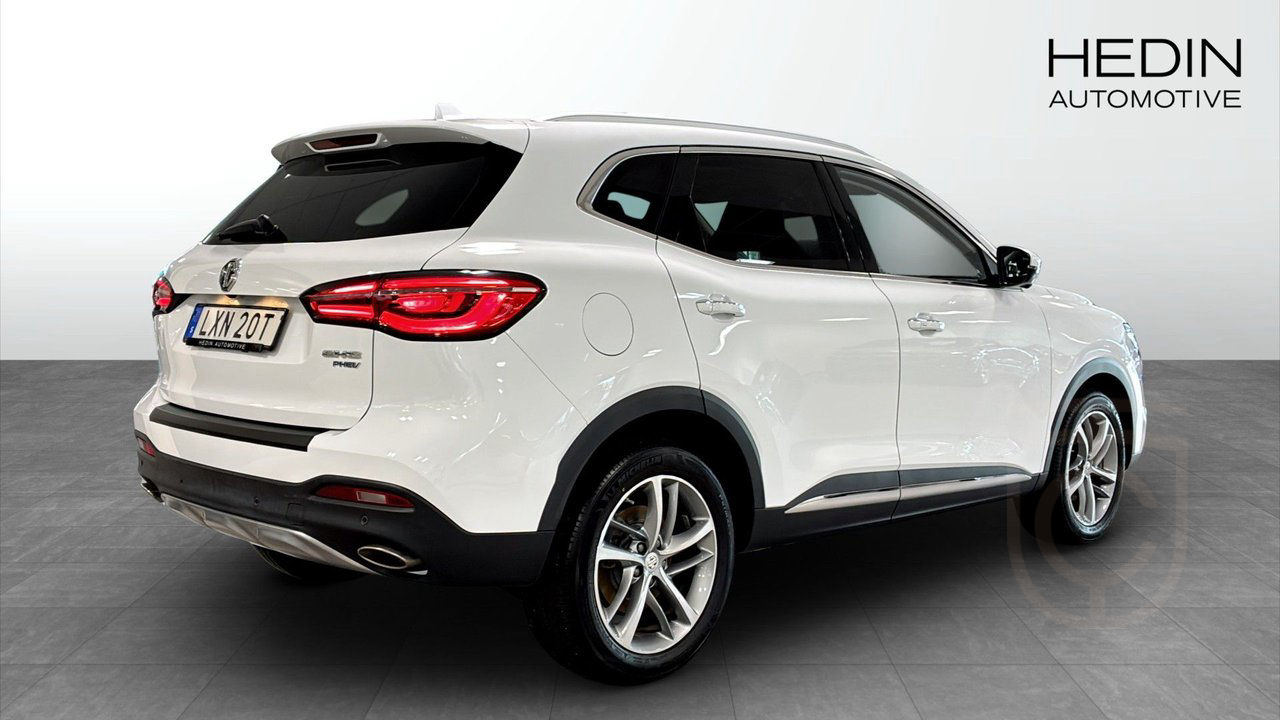 MG EHS PLUG-IN HYBRID LUXURY MY21