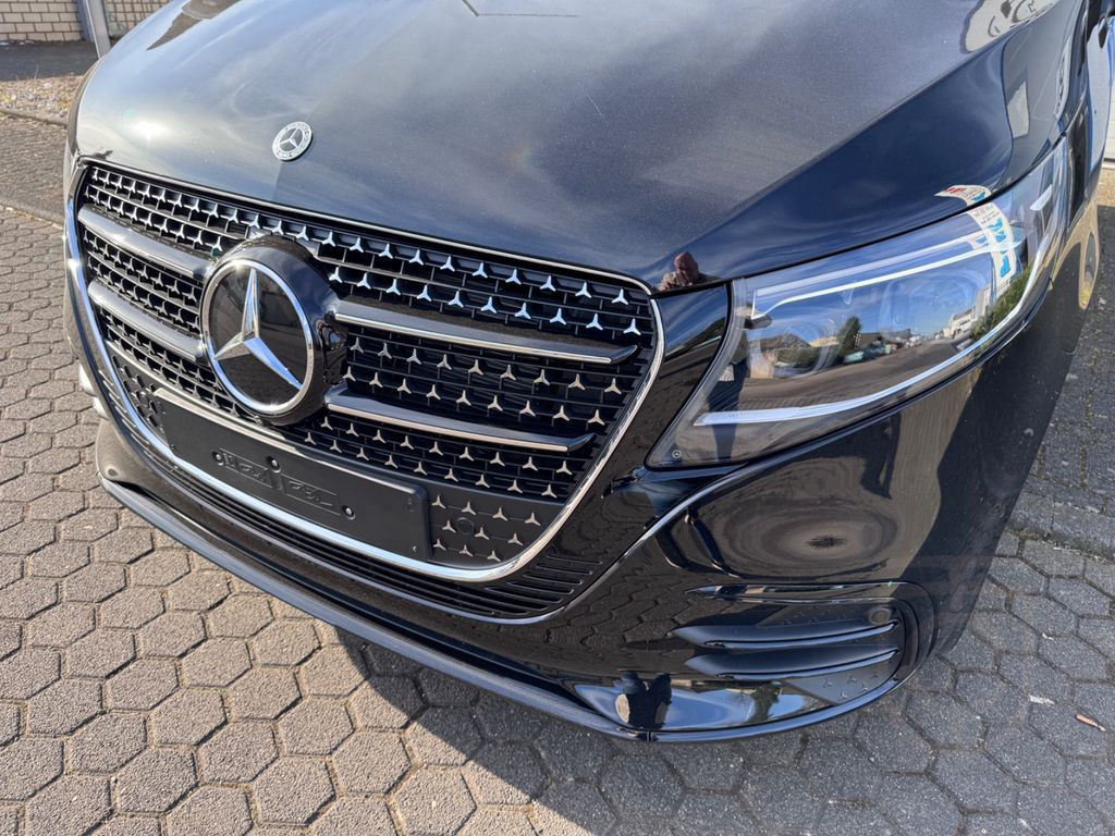 Mercedes-Benz V 300 d 4MATIC AMG EXCLUSIVE lang VIP /Airmatic