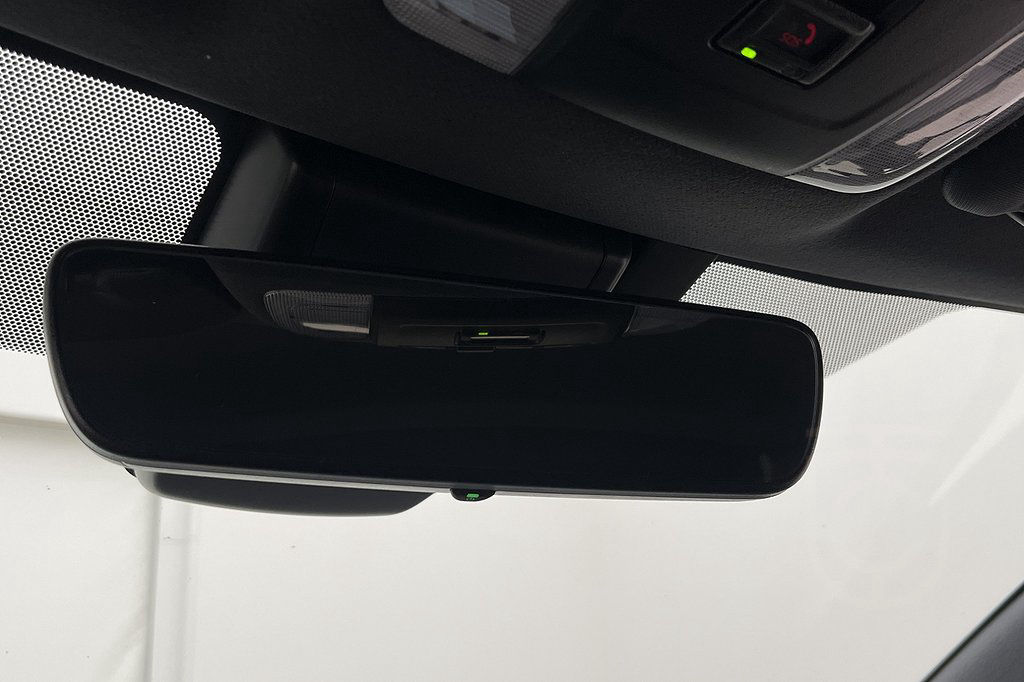 Toyota Corolla TREK Hybrid