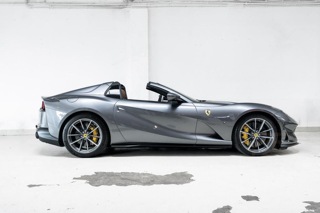 Ferrari 812 GTS - 1 Owner - 5 Ferrari Service & Year War