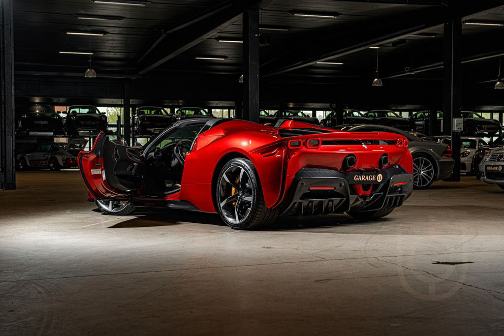 Ferrari SF90 Spider / Full PPF / VAT / 1150 km