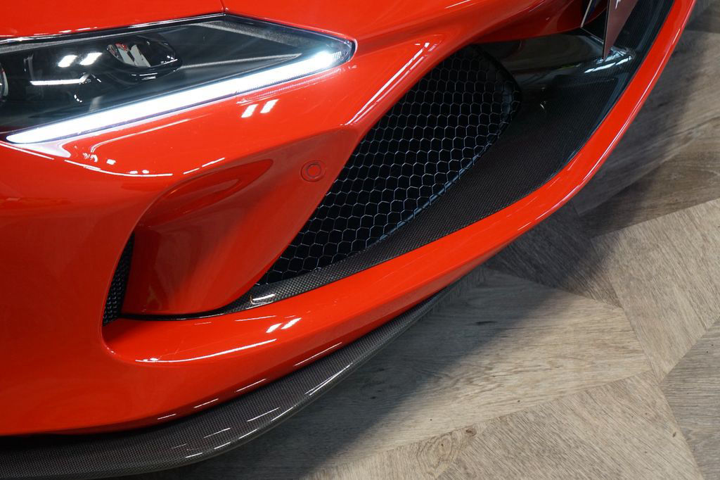Ferrari F8*SPIDER*LIFT*CARBON*WARRANTY*295.372€ NETTO