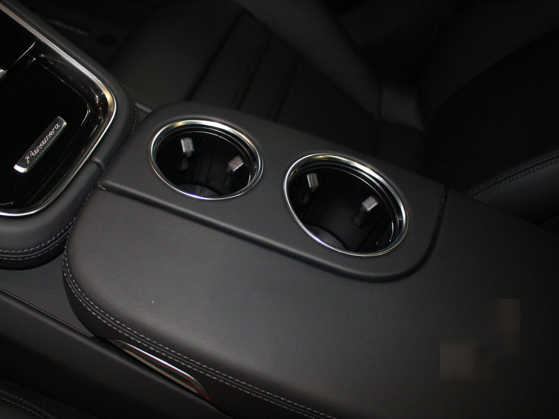 Porsche Panamera 4 E-Hybrid Sport Turismo