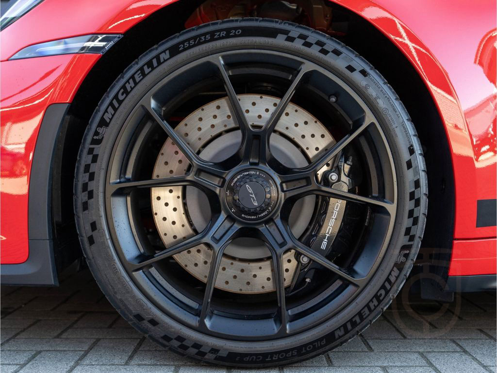 Porsche 911 GT3 MATRIX LED BOSE PVTS PLUS ERST 600km