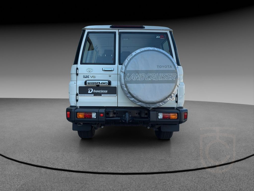 Toyota Land Cruiser GRJ76 AT Luxury + LED+ Safety Sense