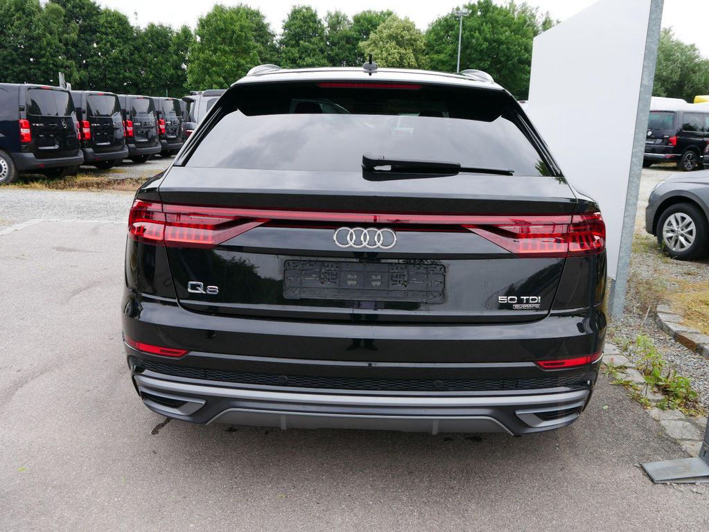 Audi Q8 50 TDI QUATTRO TIPTRONIC S-LINE * 22 ZOLL * L