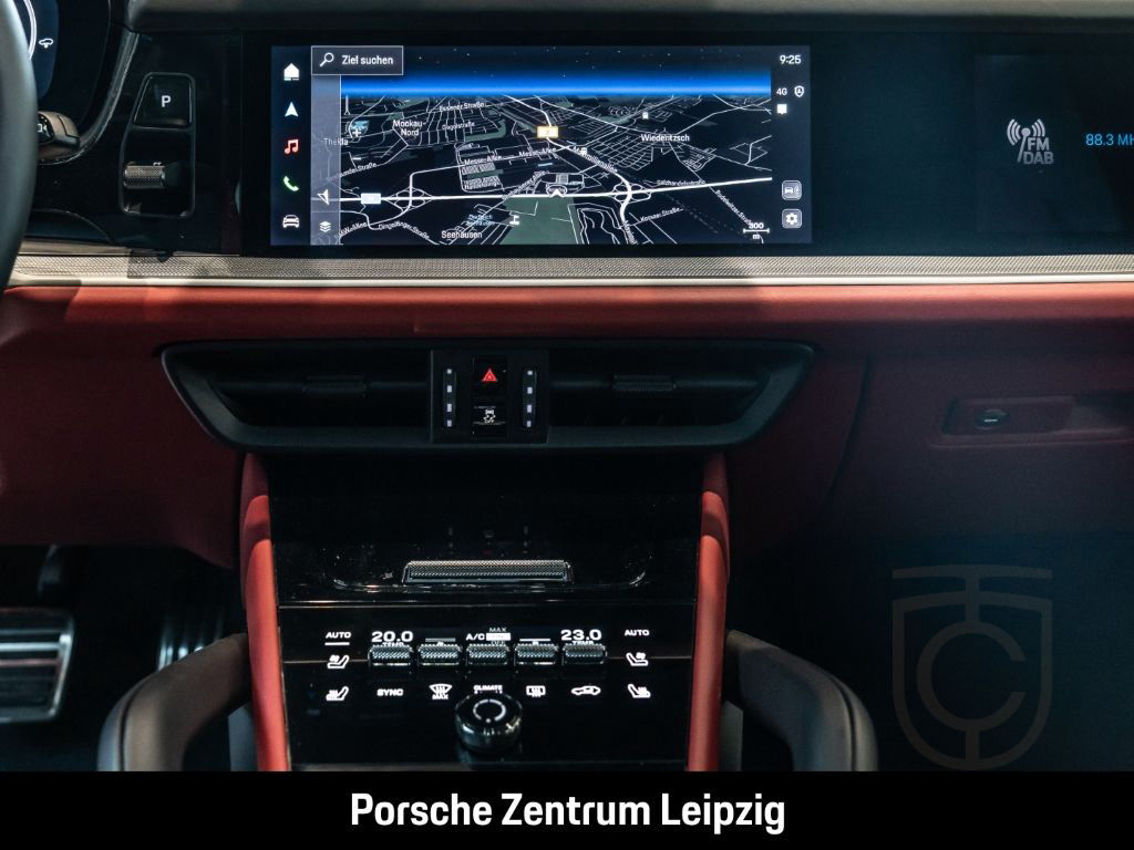 Porsche Cayenne S HD-Matrix InnoDrive PDCC InnoDrive HUD
