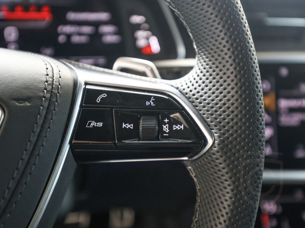 Audi RS6 Avant tiptronic AHK Standhz. B+O PANO