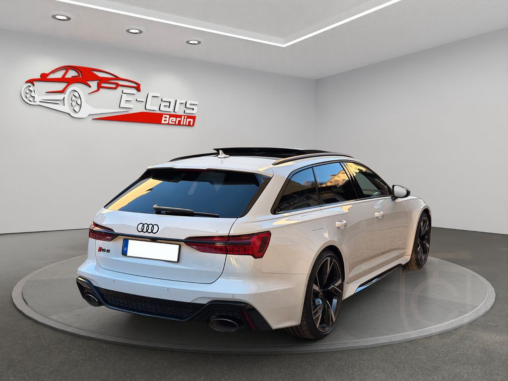 Audi RS6 Avant 4.0 TFSI*QUATTRO*PANO*HEADUP*CARBON*