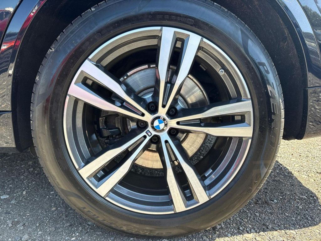 BMW X7 xDr 40dA M SPORT PRO 6-Si,xOffroad,SkyL,AHK