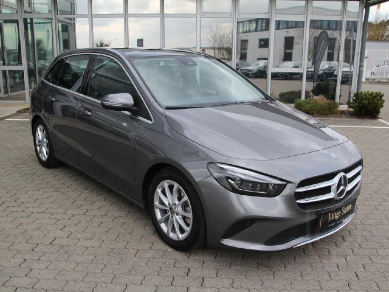 Mercedes-Benz B 220 d