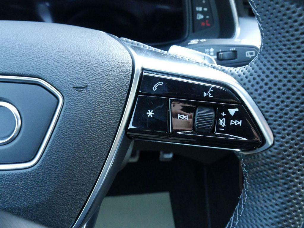 Audi S6 Avant TDI quattro *HEAD-UP*AROUND VIEW*PANORA