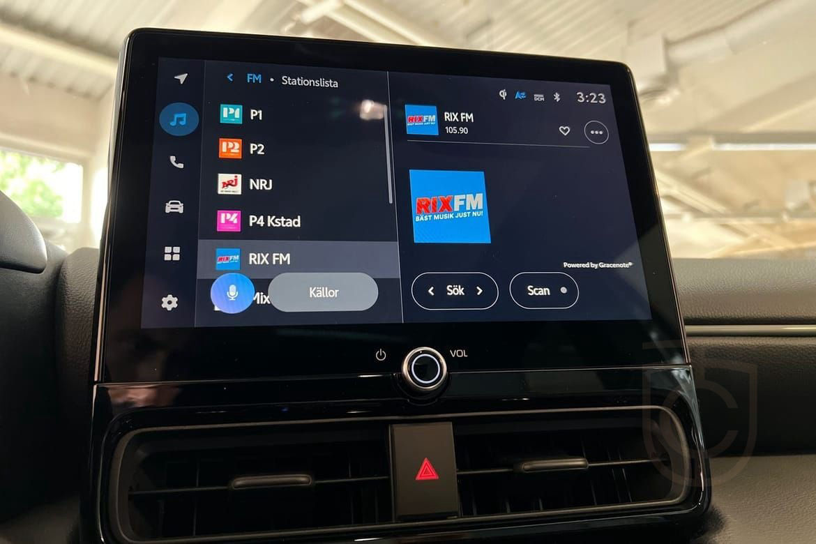 Toyota Yaris Cross Hybrid 130 AWD-i 1,5 PREMIERE EDITION PAN