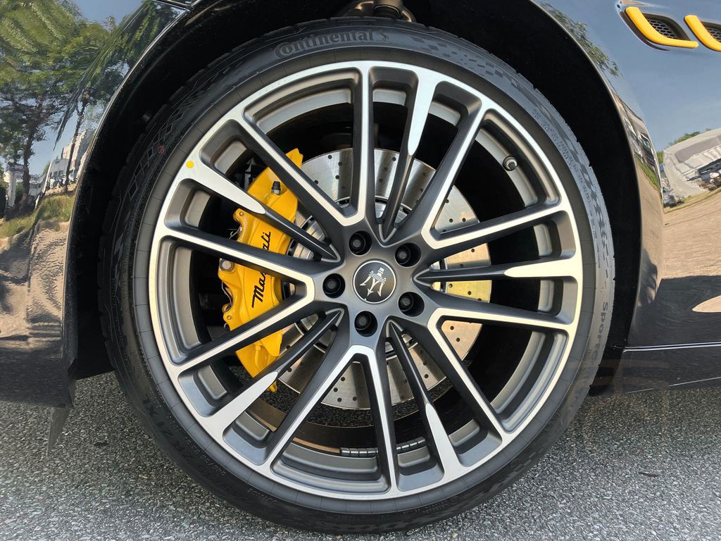Maserati Quattroporte V8 Trofeo MJ23 FUORI-SERIE