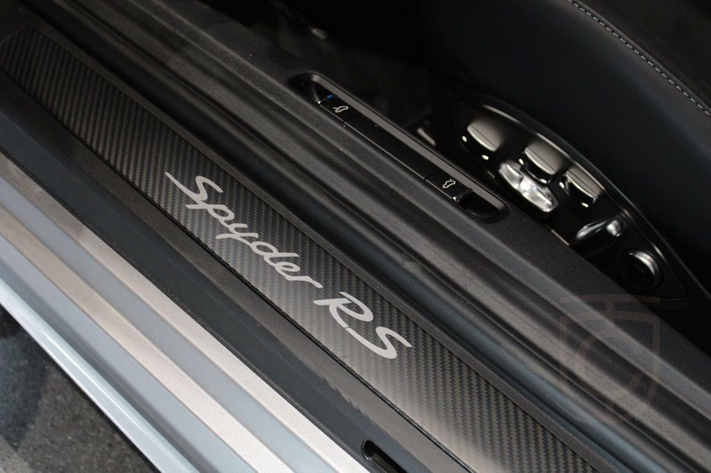 Porsche 718 Spyder RS