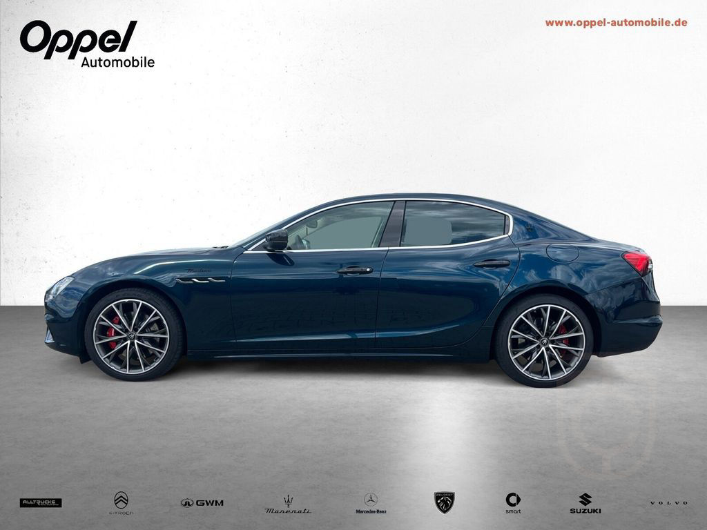 Maserati Ghibli Modena Q4 MY23 CARBON-PACK * FUORISERIE