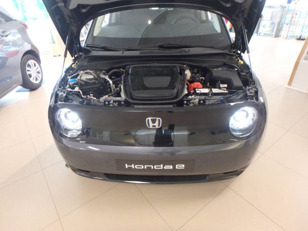 Honda E