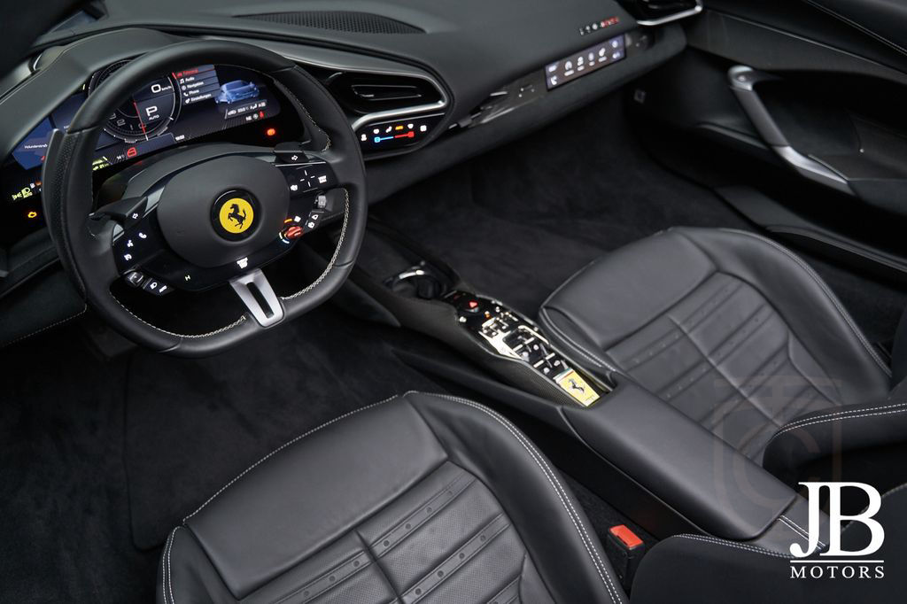 Ferrari 296 GTS Nero Daytona LIFT JBL CARBON SURROUND