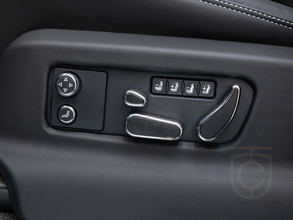 Bentley Bentayga S V8 - BENTLEY MANNHEIM