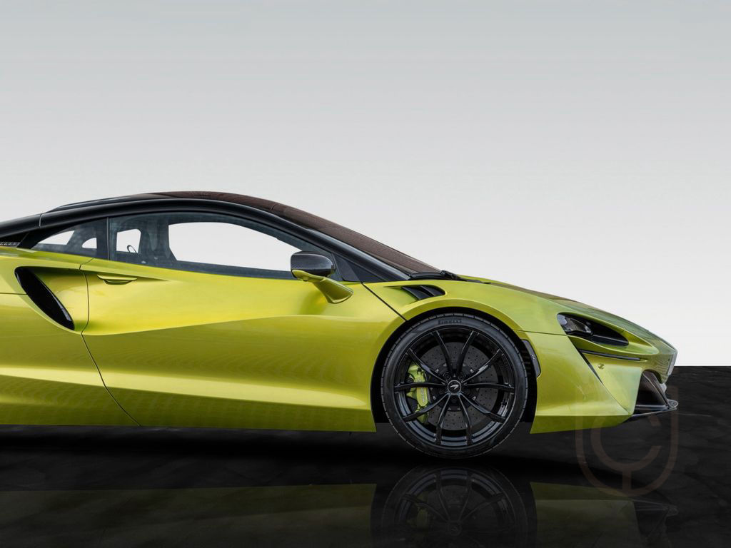 McLaren Artura - Vision | Carbon | Sports Exhaust