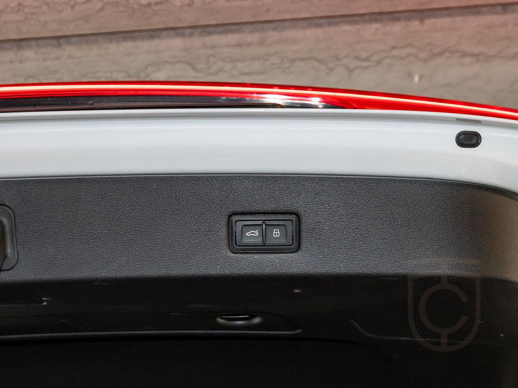 Audi S7 Sportback 3.0 TDI qu AHK Matrix Pano B&O 21''