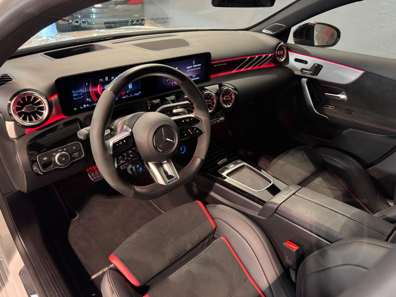 Mercedes-Benz AMG A 45 S 4MATIC+ Burmester