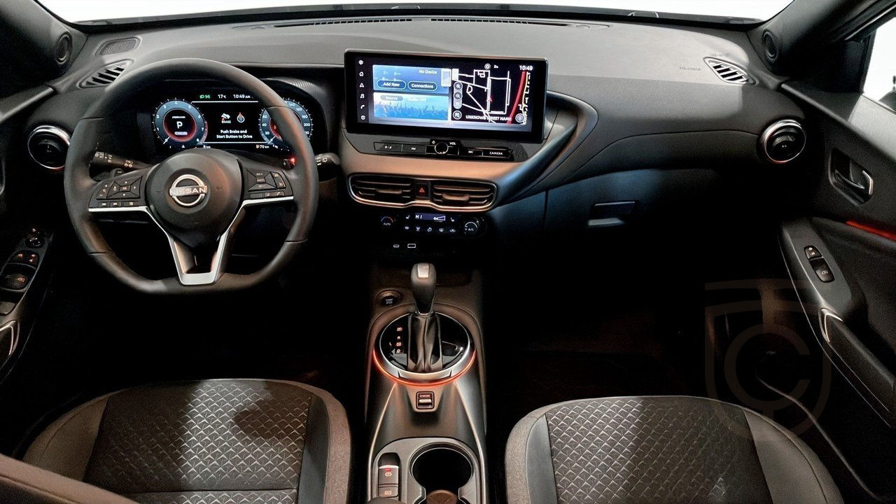 Nissan Juke N-Connecta Hybrid