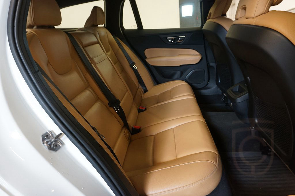 Volvo V60 D3 Geartronic Inscription / VOC / GPS / 150hk Eu-6