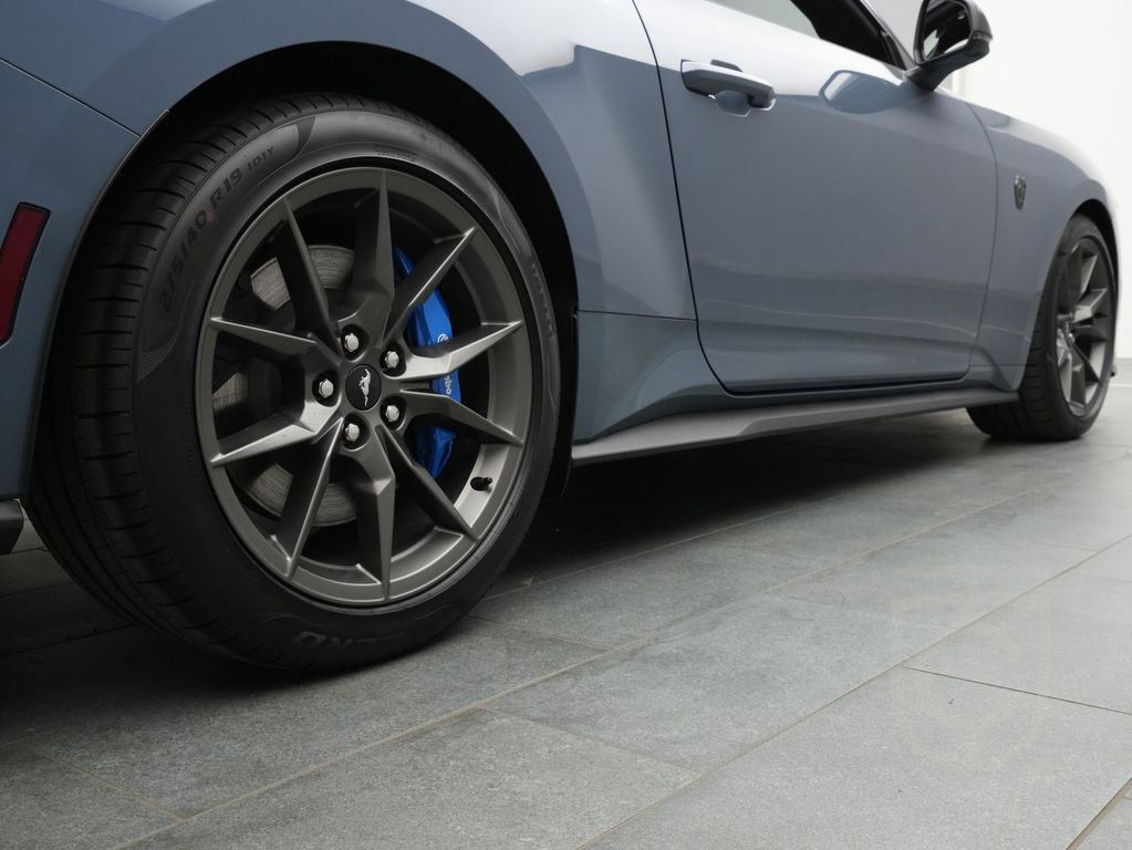 Ford Mustang Dark Horse Coupé V8 454PS Aut. -14%*