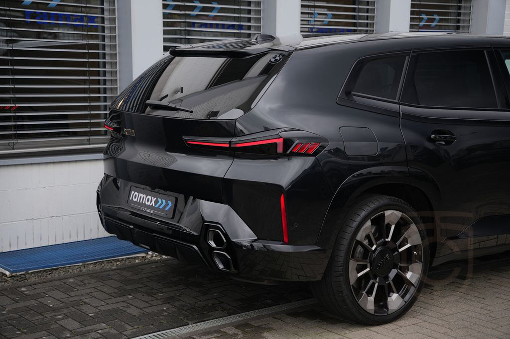 BMW XM BLACK EDITION-ACC-AHK-23M-LEDER SILVERSTONE