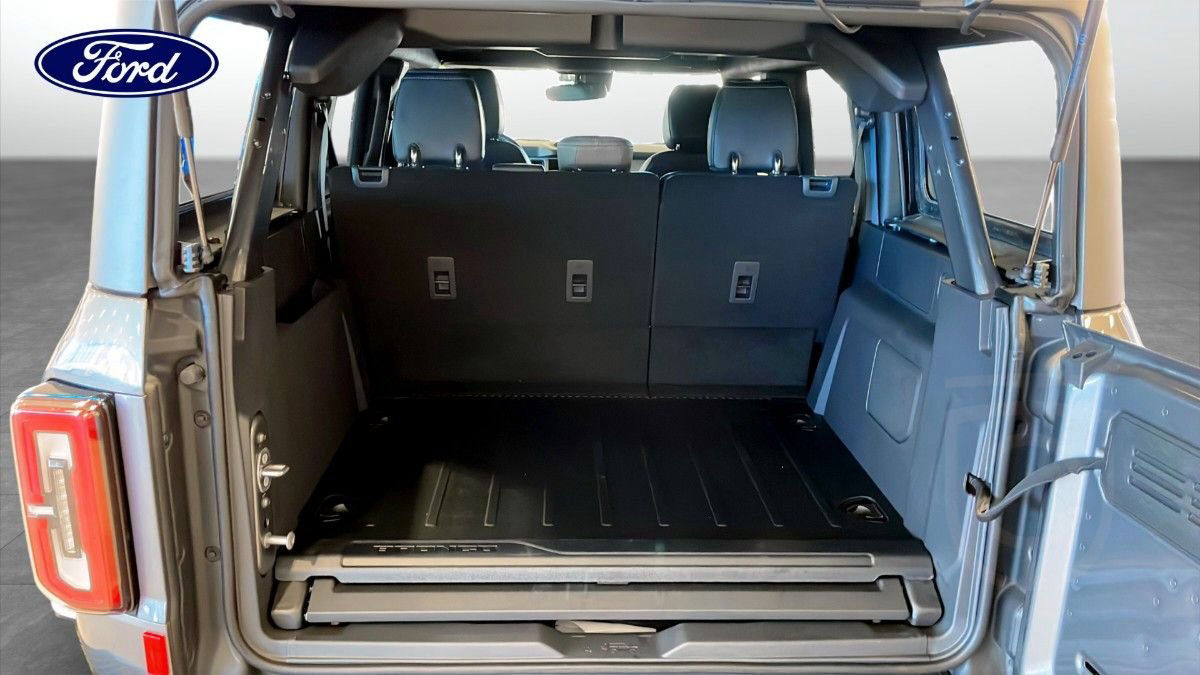 Ford Bronco Outer Banks 2.7L Bi-Turbo EcoBoost V6