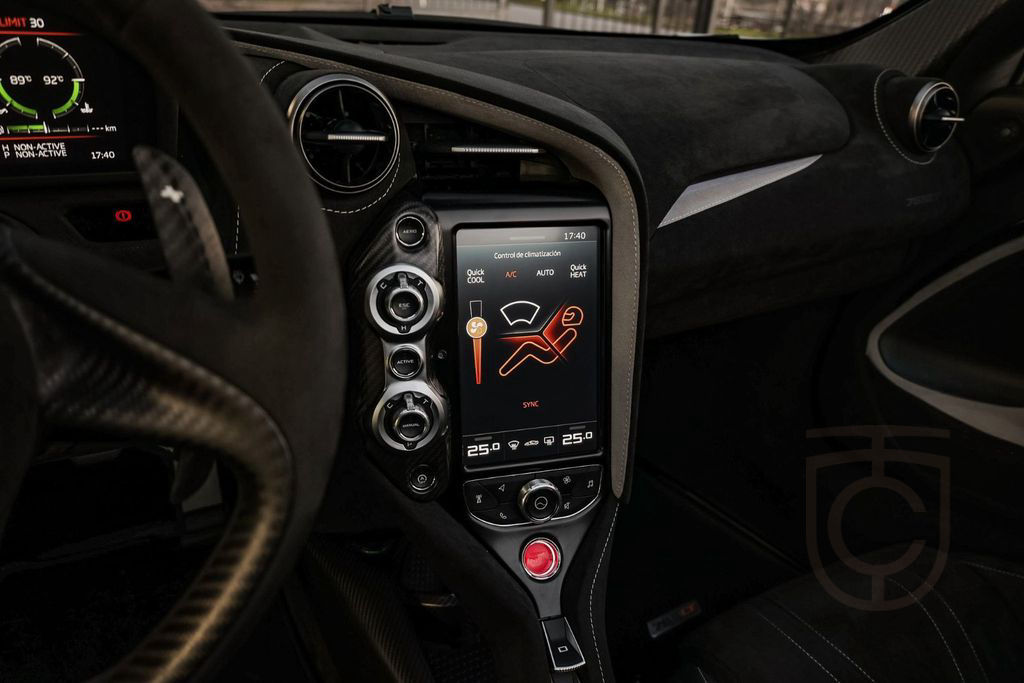 McLaren 765LT SPYDER