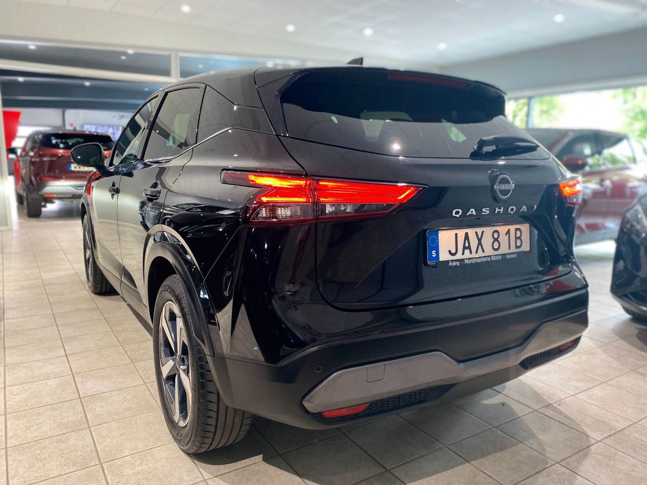 Nissan Qashqai 1.3 DIG-T XTRONIC-CVT N-Connecta