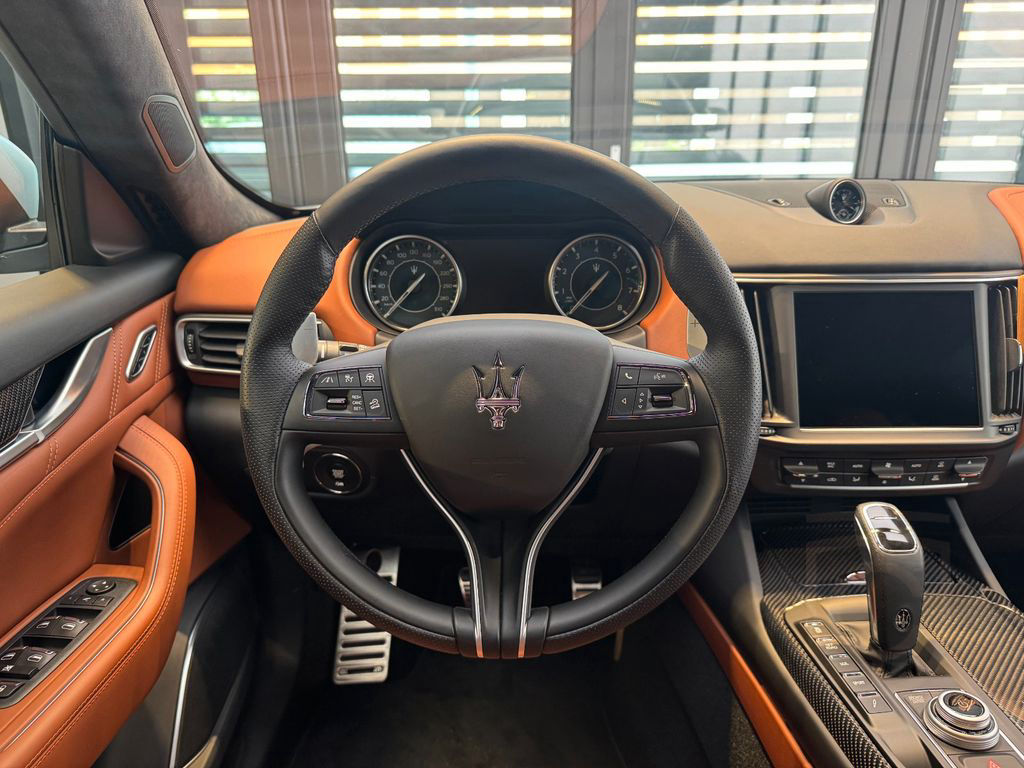 Maserati Levante 3.0 V6 430HP Modena *F-Tributo* Lim.Ed
