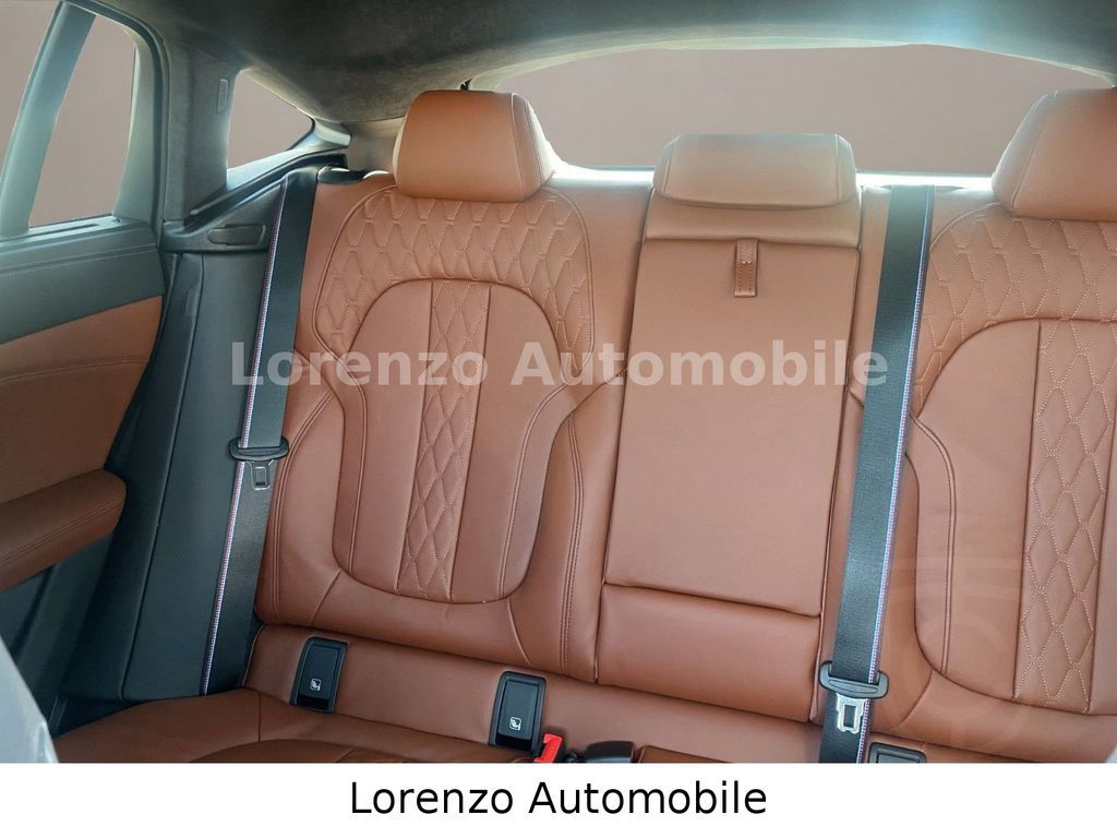 BMW X6 30d MPRO Massage SKYLOUNG H&K SOFTCLOSE