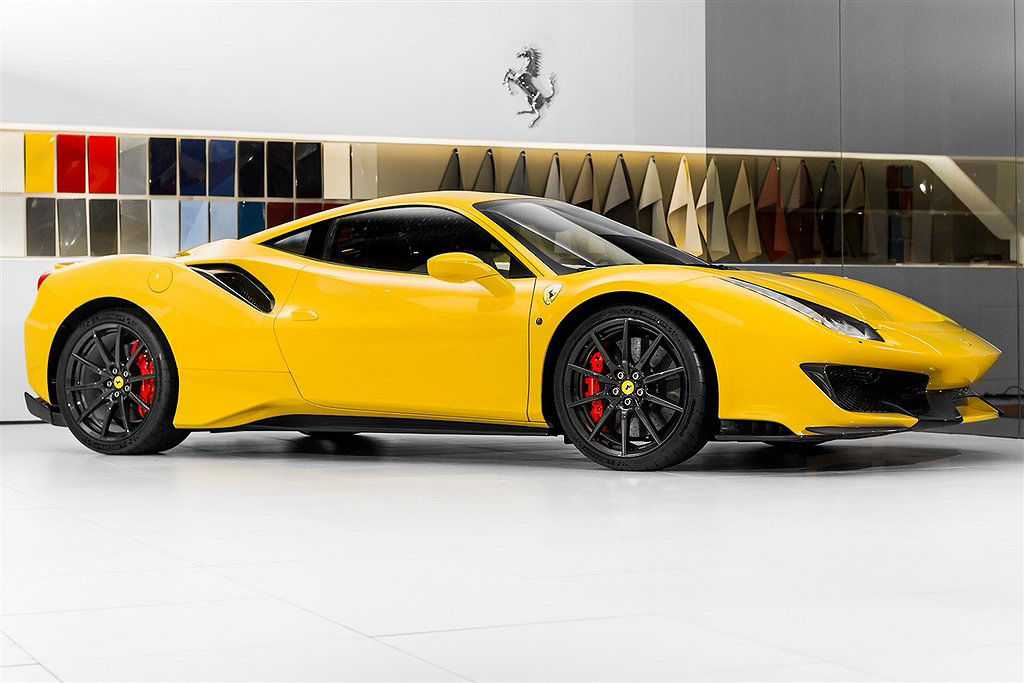 Ferrari 488 Pista