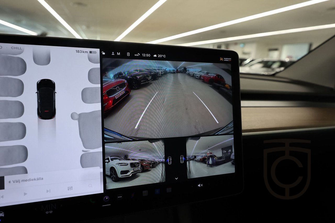 Tesla Model Y Long Range AWD