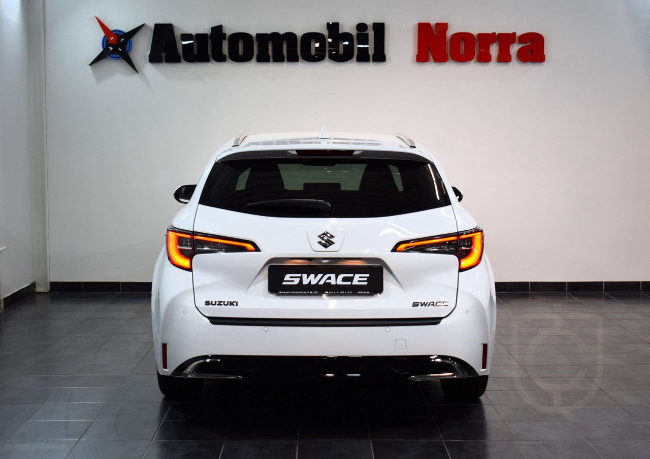 Suzuki Swace 1.8 Hybrid