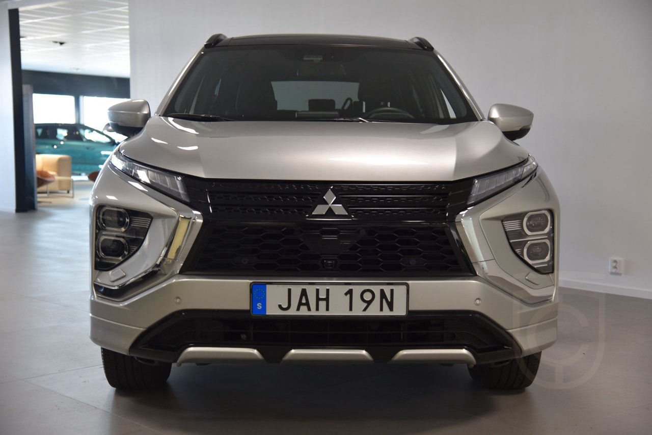 Mitsubishi Eclipse Cross 2.4 Plug-In Hybrid 4WD PANO