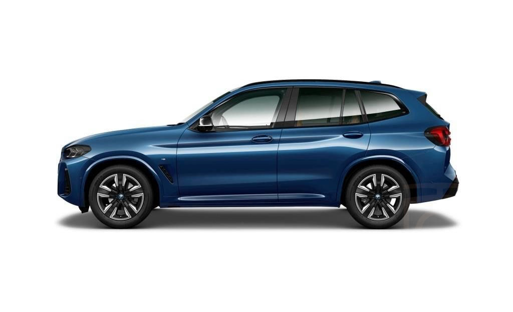 BMW iX3 Charged M Sport
