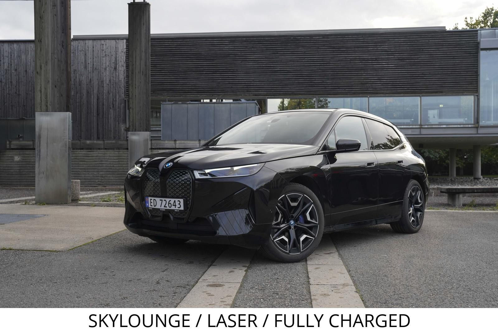 BMW iX xDrive 50