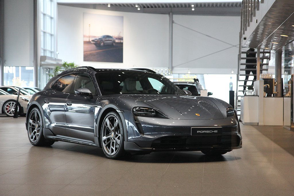 Porsche Taycan 4S Cross Turismo \"PTS Yachting Blue Metallic\"