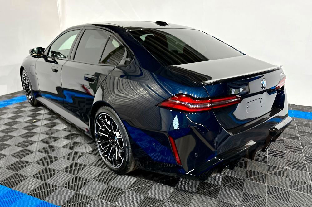 BMW M5 / Ultimate Paket/Keramik Brake/Carbon/stock