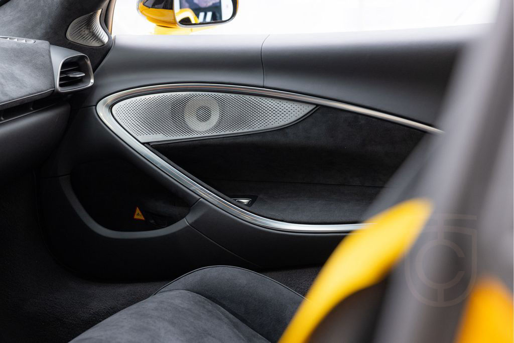 McLaren Artura 3.0 V6 Plug-in | 680pk | Volcano Yellow |