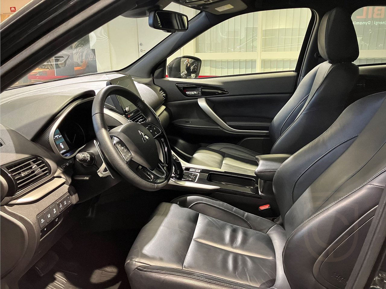 Mitsubishi Eclipse cross Business Instyle PHEV 2.4