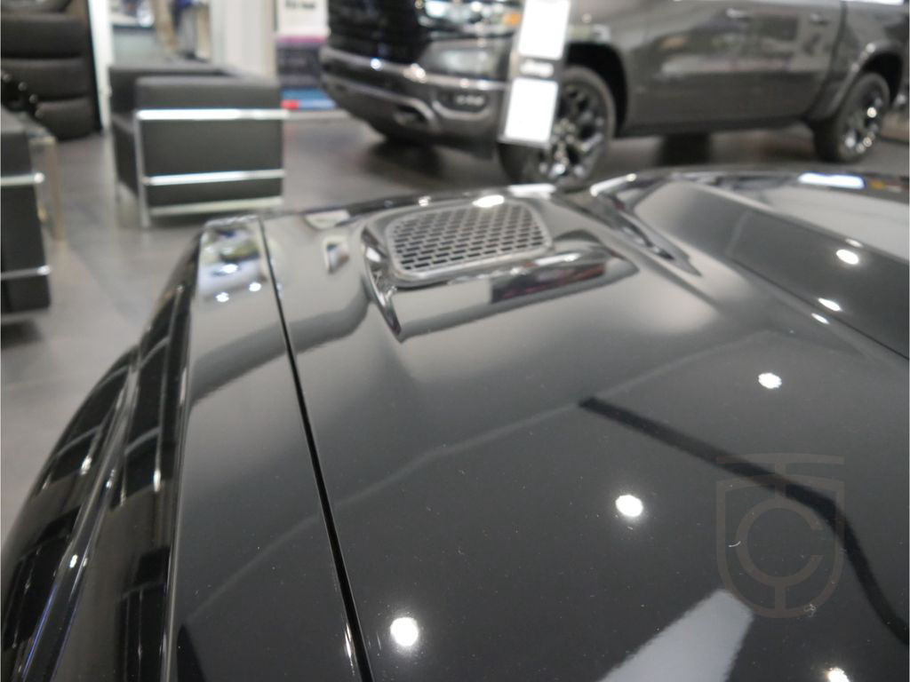 Dodge Challenger R/T Scat Pack Widebody 6.4L V8 MY23 L