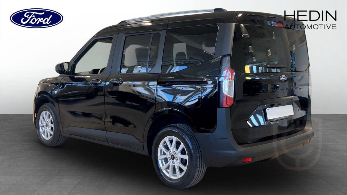 Ford Tourneo Courier Titanium